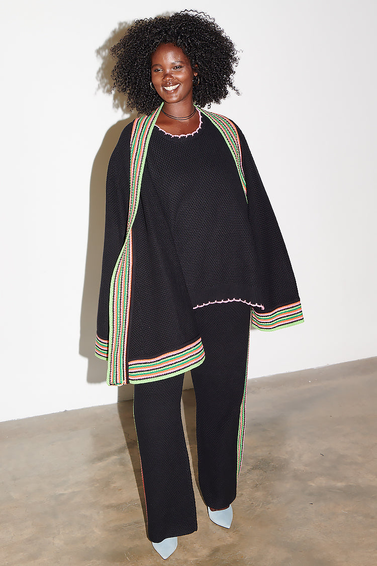  Black Lola Cape