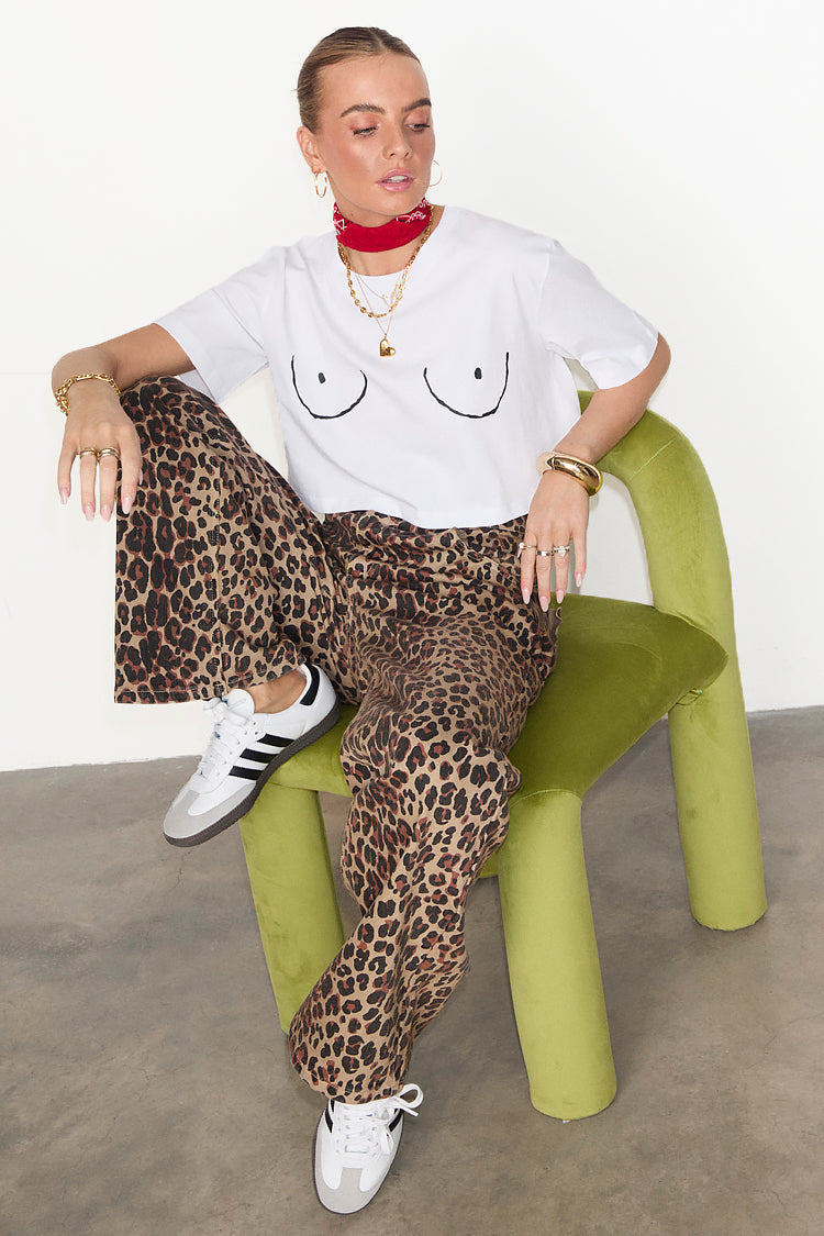 NEVER FULLY DRESSED Boob Crop T-shirt