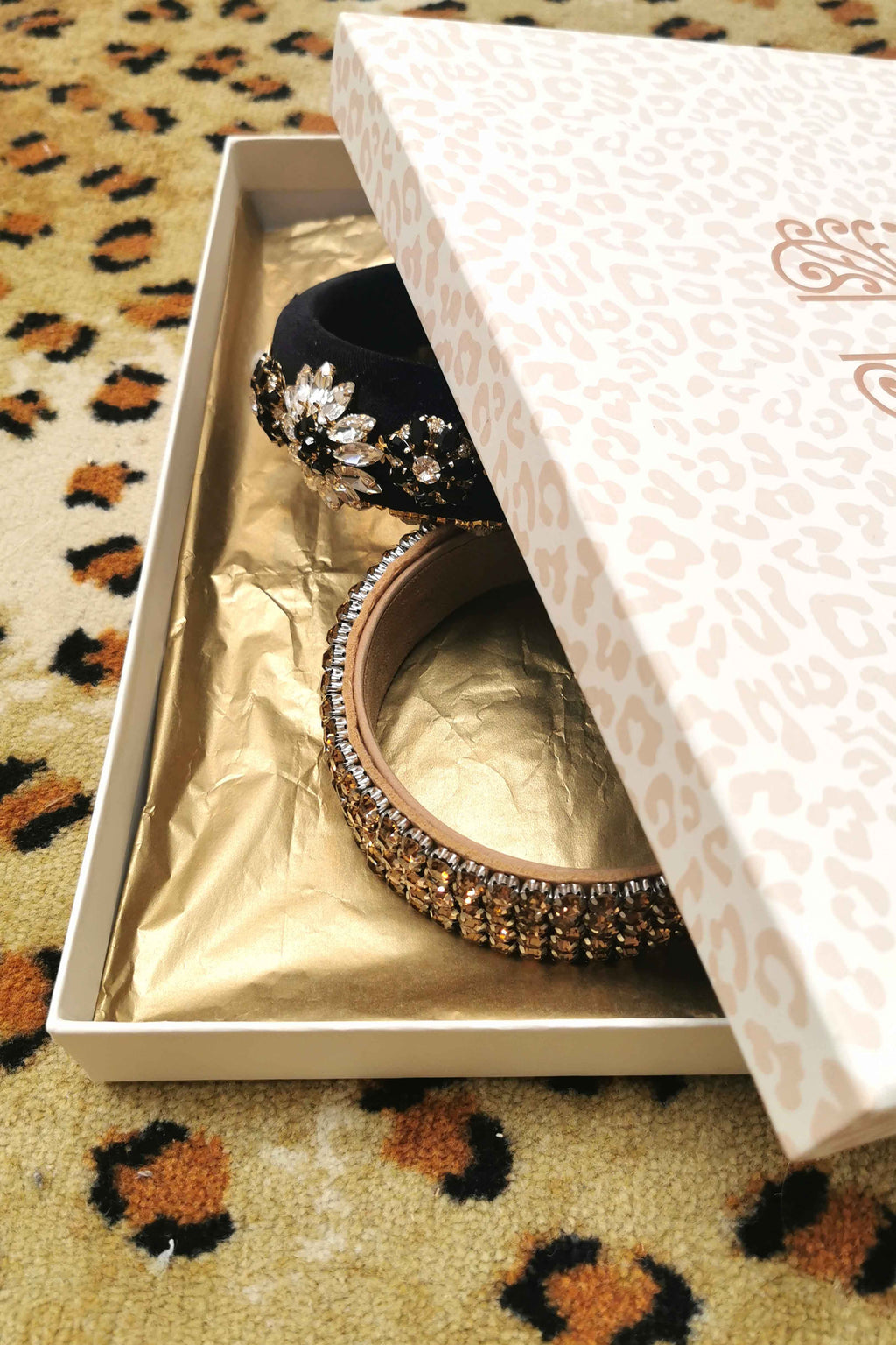 NEVER FULLY DRESSED Gift Box