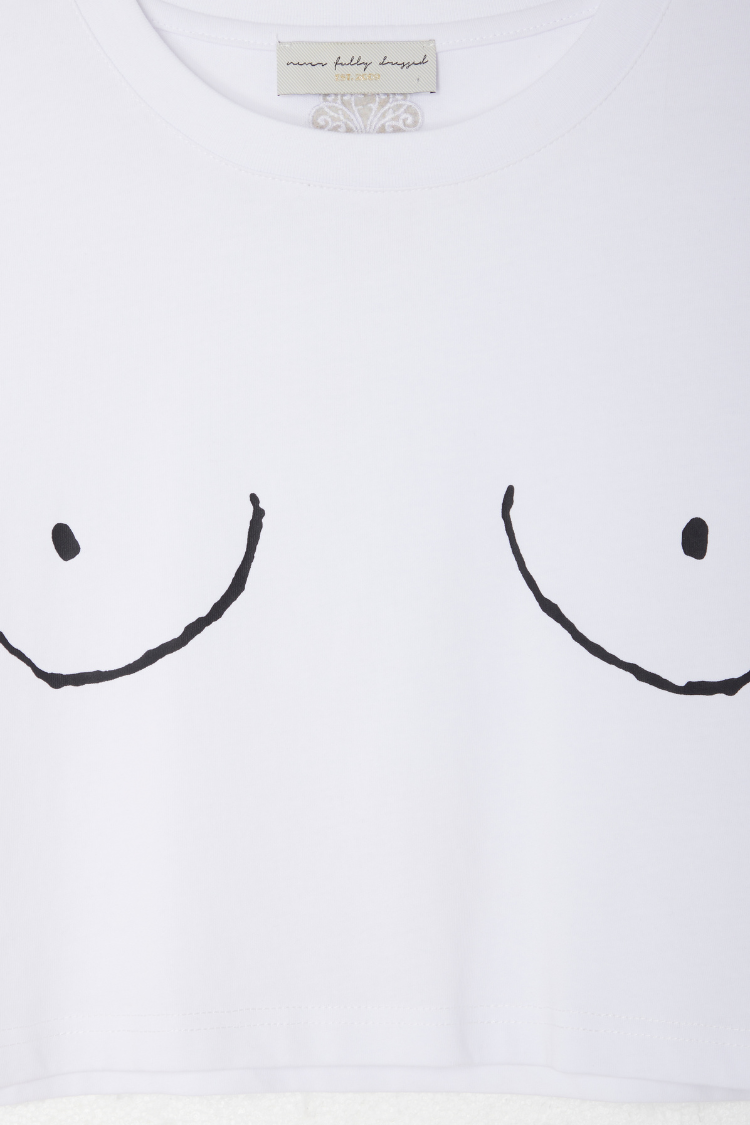NEVER FULLY DRESSED Boob Crop T-shirt